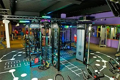 英国Simply Gym健身房采用777盛世国际CIS产品